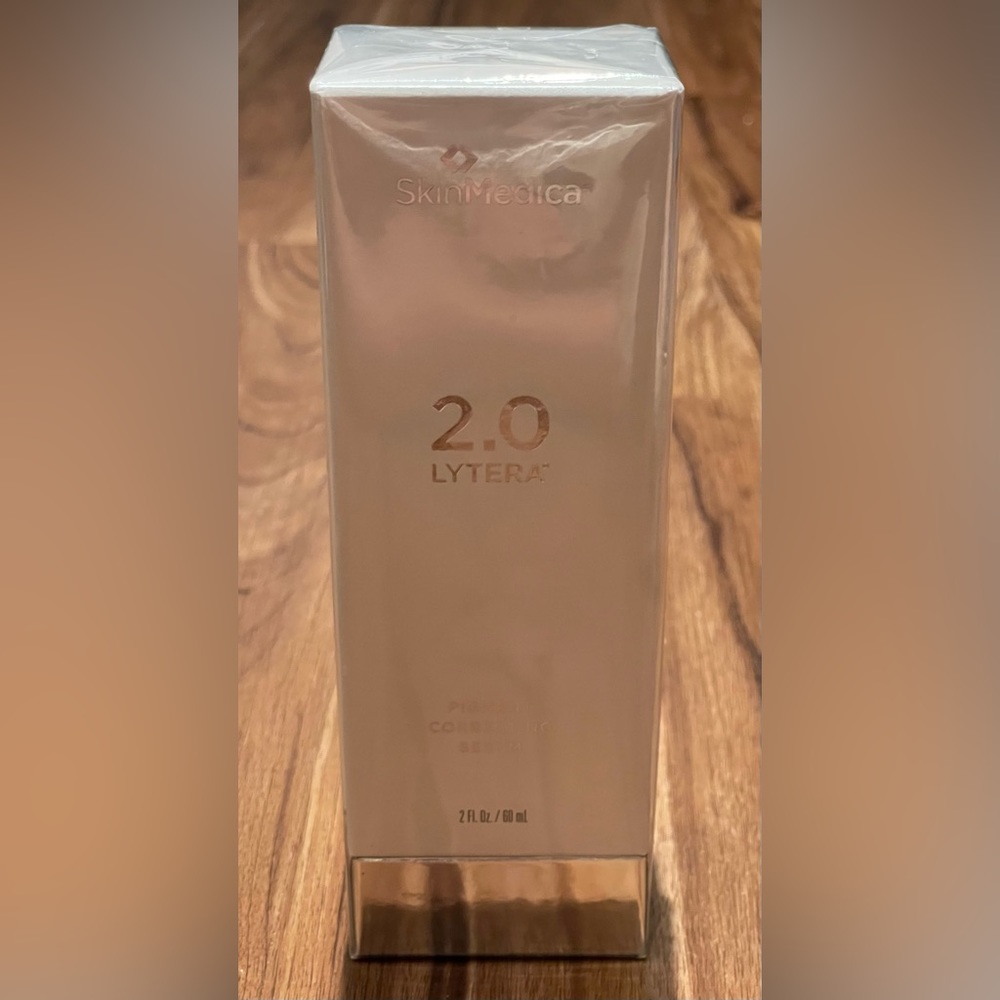 New Authentic SkinMedica 2.0 Lytera Serum – 2 oz